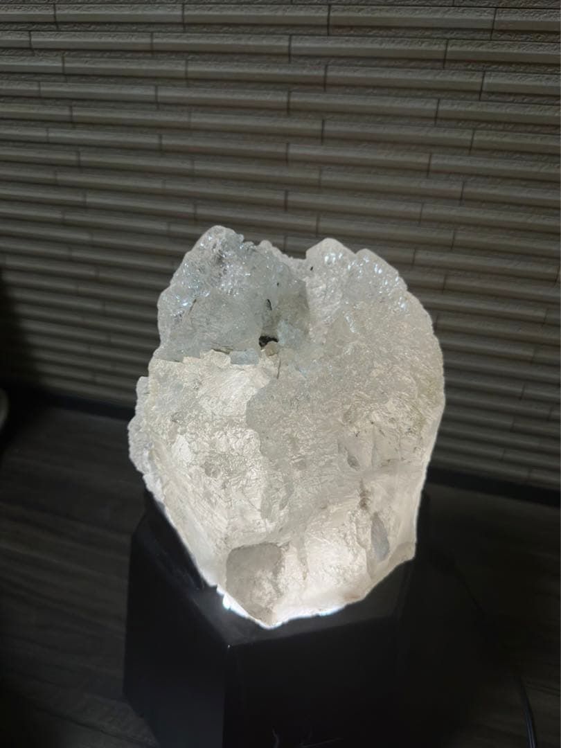 特価最高級 特大15kgヒマラヤアイスクリスタル 台座ライト付 スカルドゥ産