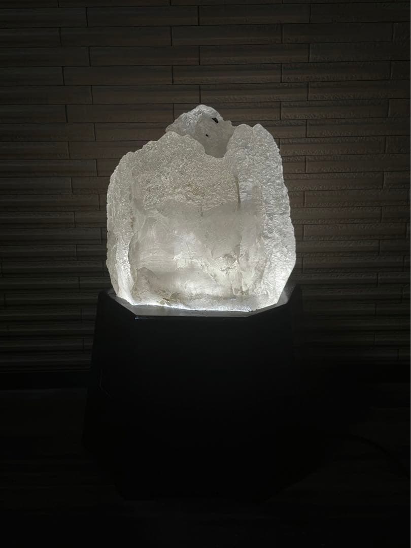 特価最高級 特大15kgヒマラヤアイスクリスタル 台座ライト付 スカルドゥ産