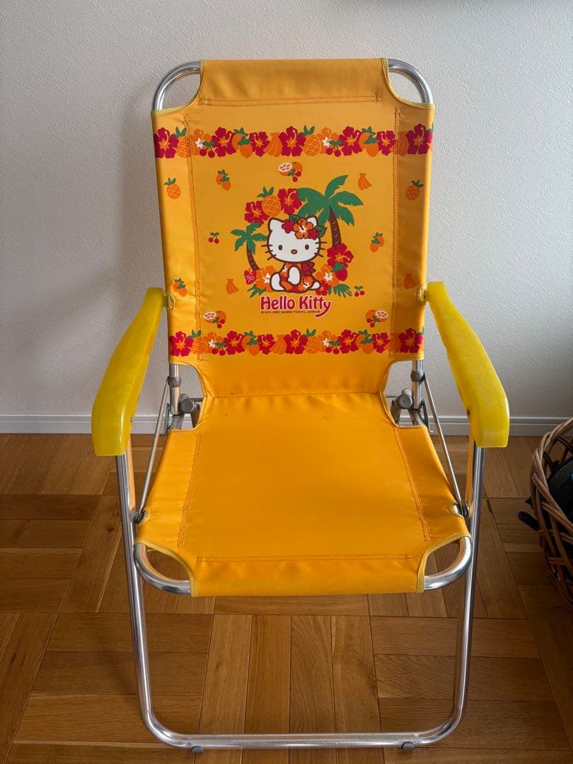 2002年　ハローキティ　アウトドアチェア　イス