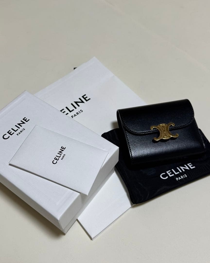 CELINE 三つ折り財布 ブラック