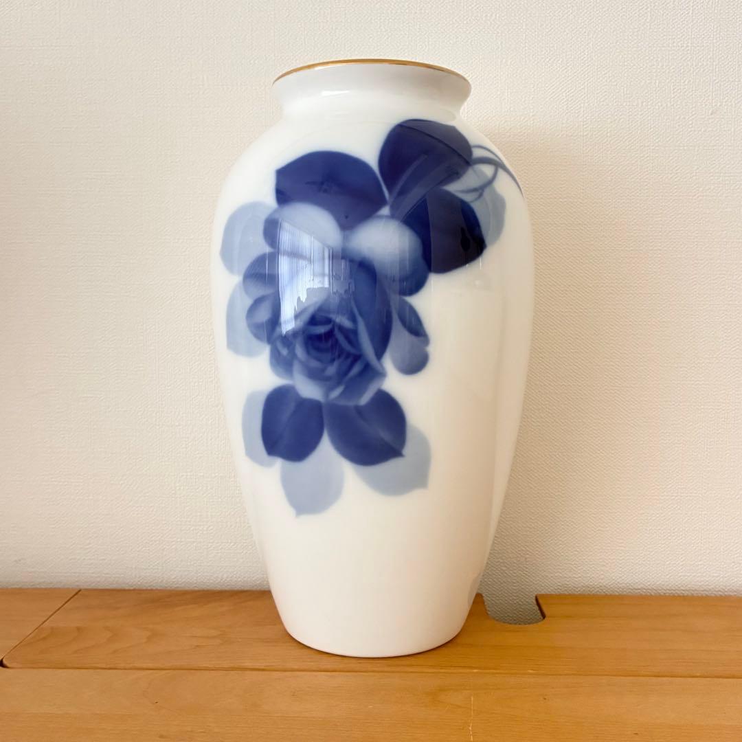大蔵陶園 ブルーローズ 23cm／15.5cm花瓶 フラワーベース 2台セット
