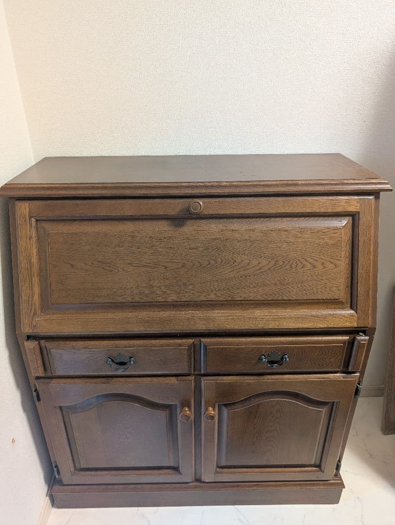 カリモク　ライティングビューロー