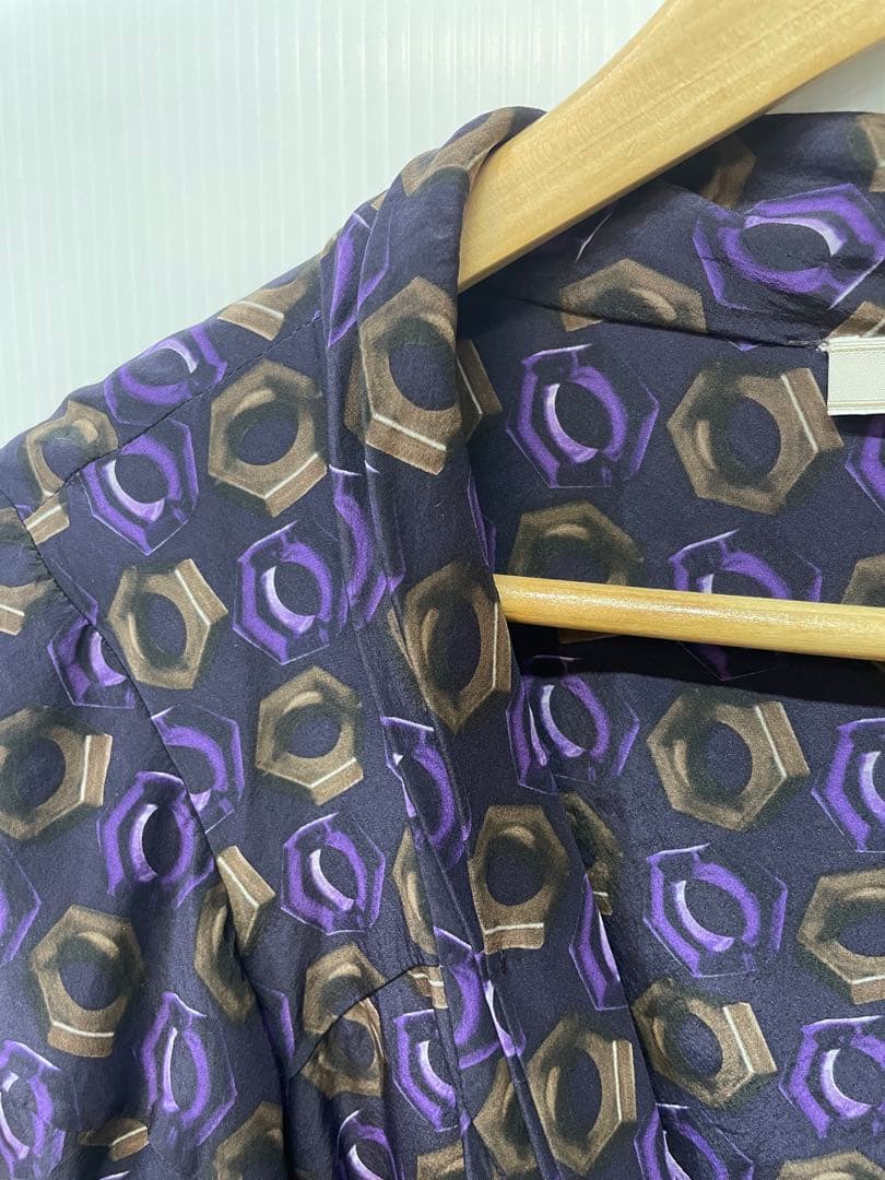 PRADA 幾何学模様 ブラウス シルク素材 プラダ シャツ