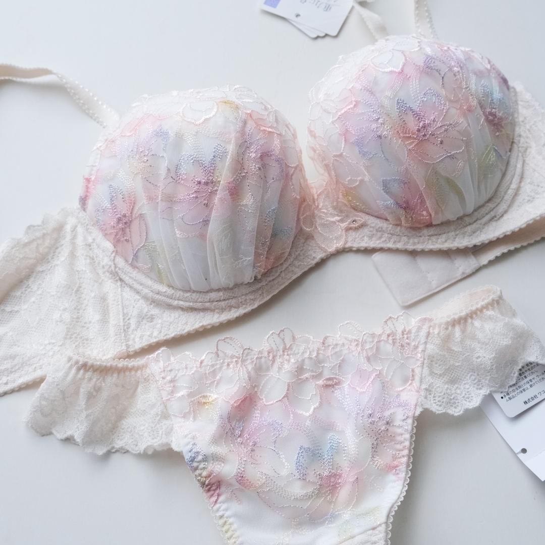 パルファージュ33S♪ブラE70&ショーツ ソング ラメ 白 ワコール 新品