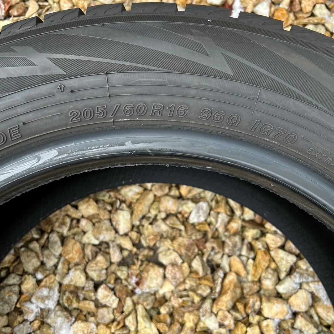 鱒の寿司　 ヨコハマタイヤスタッドレス　205/60R16