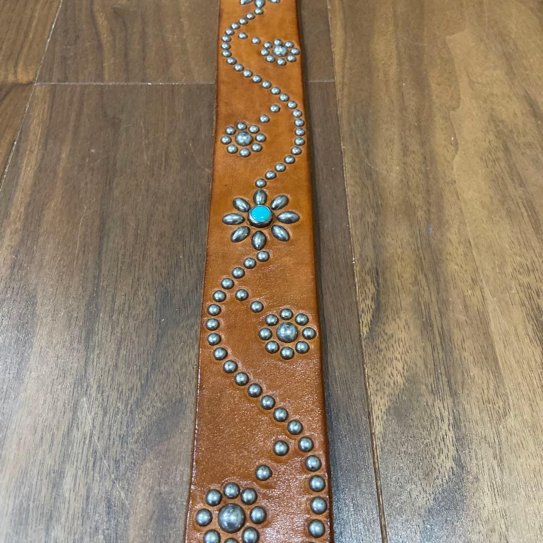 HTC フラワーターコイズ シルバースタッズ ブラウン レザー 34inch