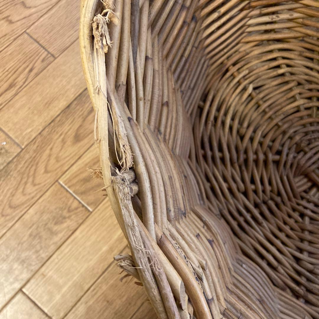 カゴ　特大　籐　2点