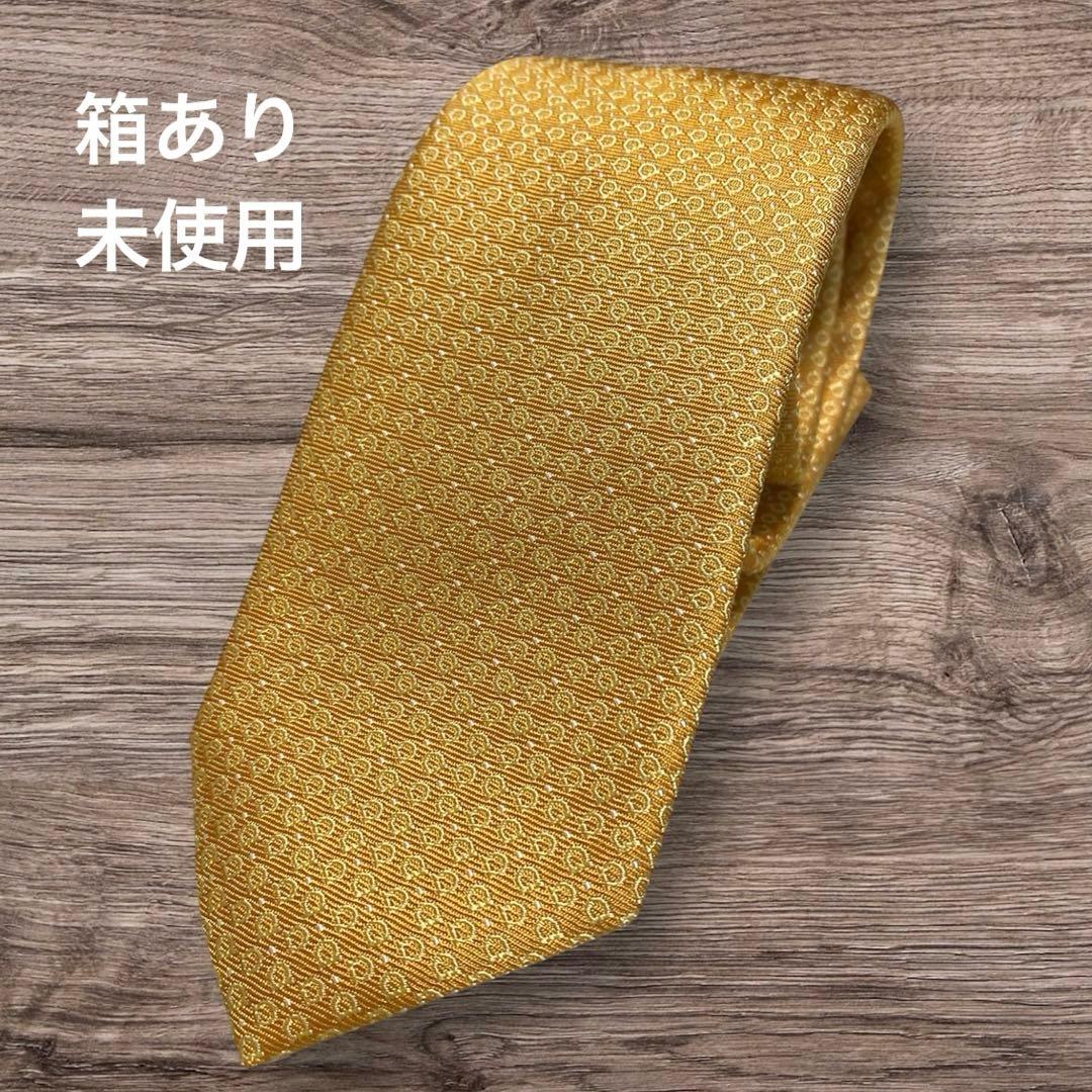 未使用　Salvatore Ferragamo　フェラガモ　ネクタイ シルク　黄
