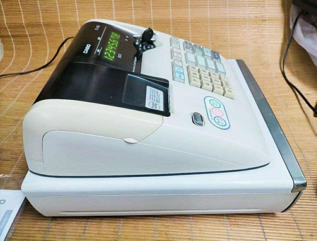 カシオレジスター　TE-M80　中古品　人気機種感熱紙　送料無料　801000
