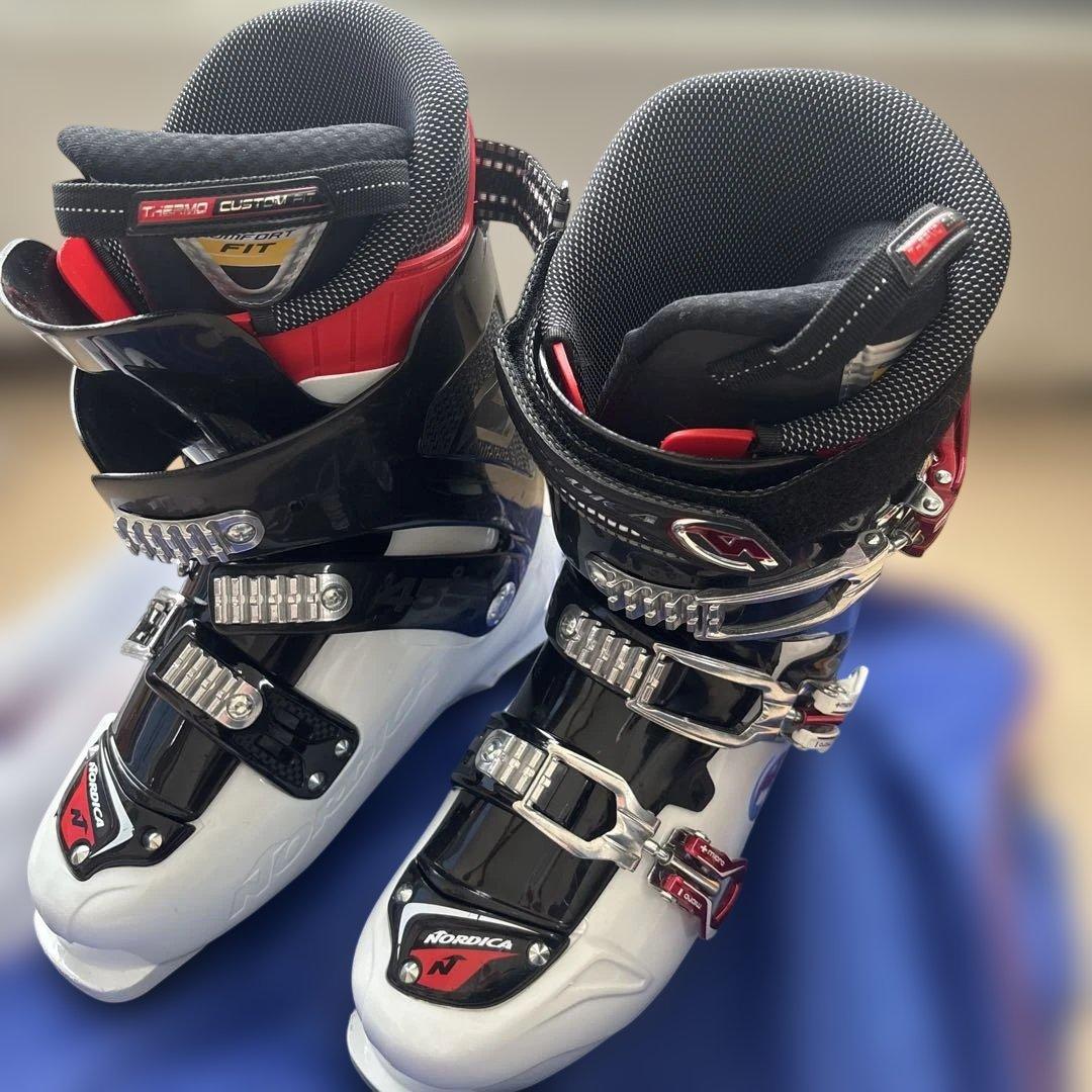 NORDICA スキー履　28.5