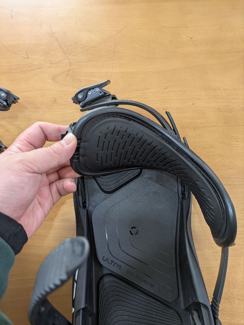 UNION ULTRA ビンディング Mサイズ ブラック　23-24 メンズ