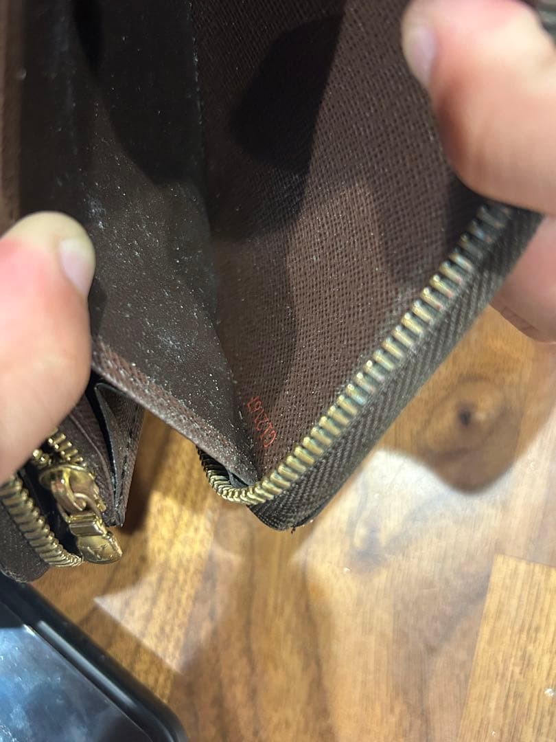 ルイ・ヴィトン　ダミエ・キャンバス 長財布