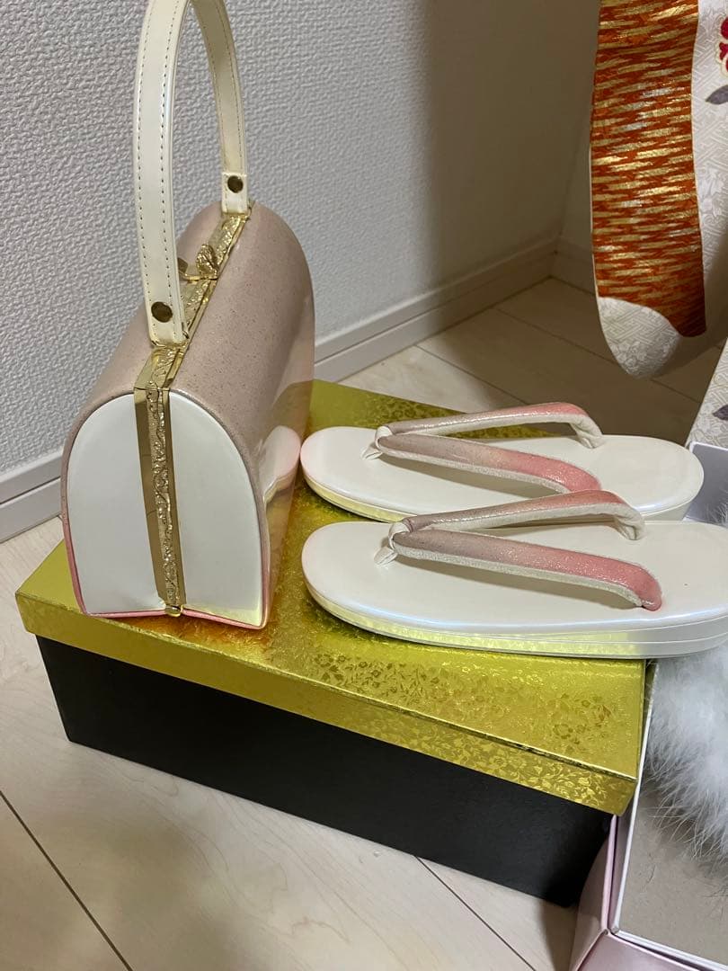 白地の熨斗柄 正絹振袖 全て揃ったフルセット 160cmまでの方に