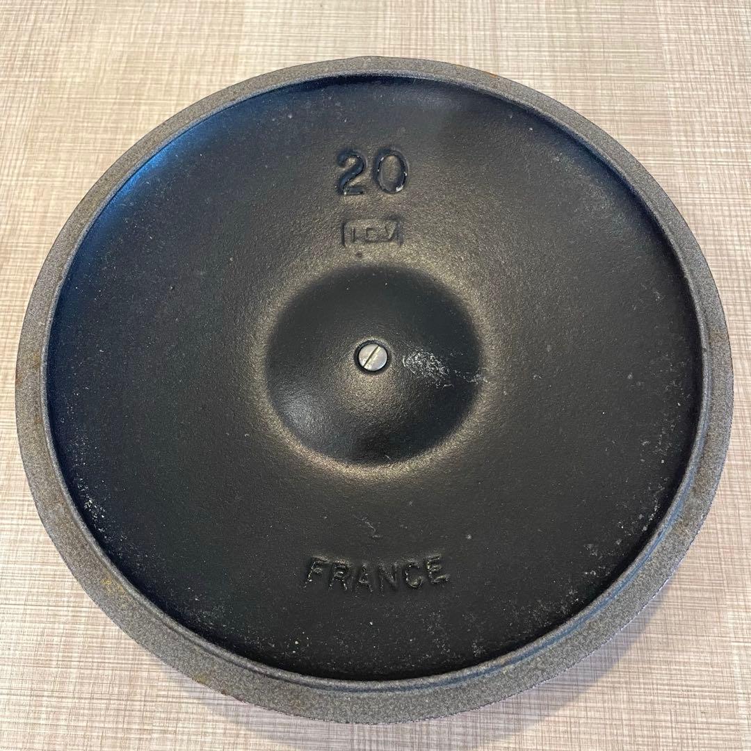 【限定カラー・美品】ル・クルーゼ　ココットエブリィ20 ベリー　廃盤品