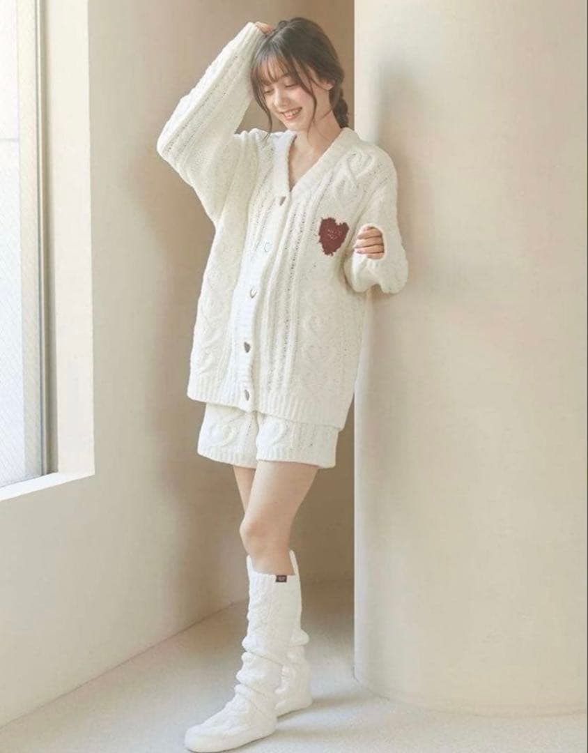 GELATOPIQUE バレンタイン　ハートアランカーディガン&ショートパンツ