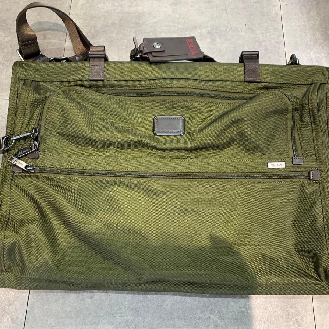 ⭐︎極美品⭐︎ TUMI トライフォールド ガーメントバッグ オリーブグリーン