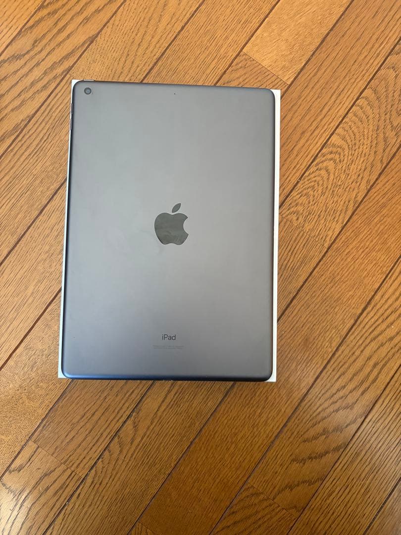 Apple ipad 第8世代 32GB バテッリー容量87%