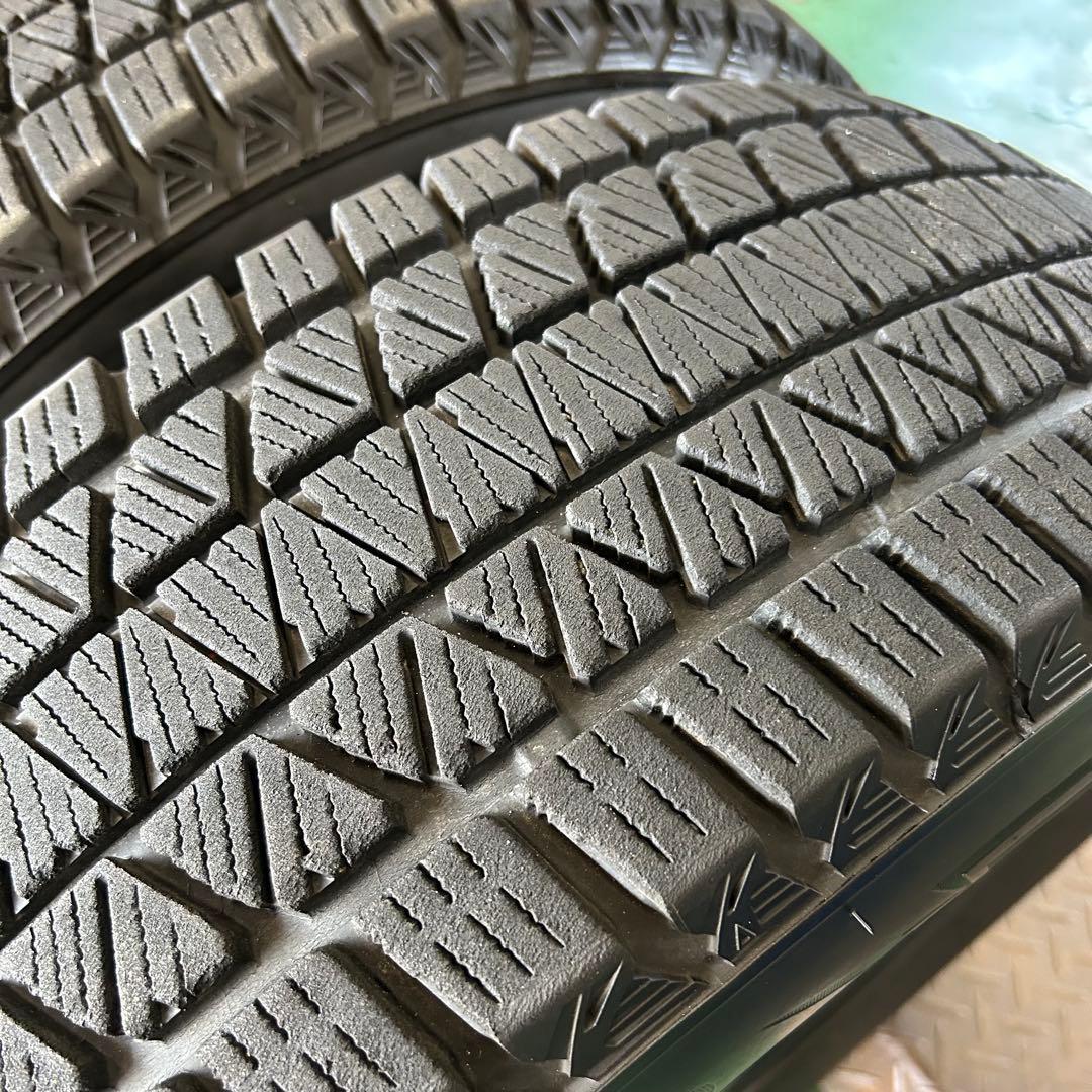 中古スタッドレス215/70R16ブリザックDM-V3　XV、デリカなど