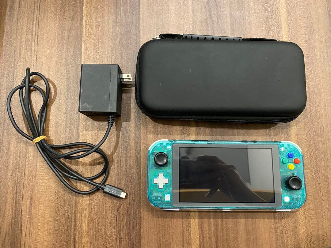 Nintendo Switch Lite 本体(クリアエメラルドグリーン)