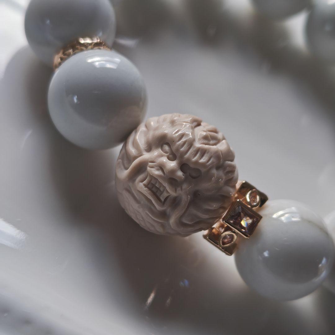 新作　アラシャン立体龍彫りブレスレット