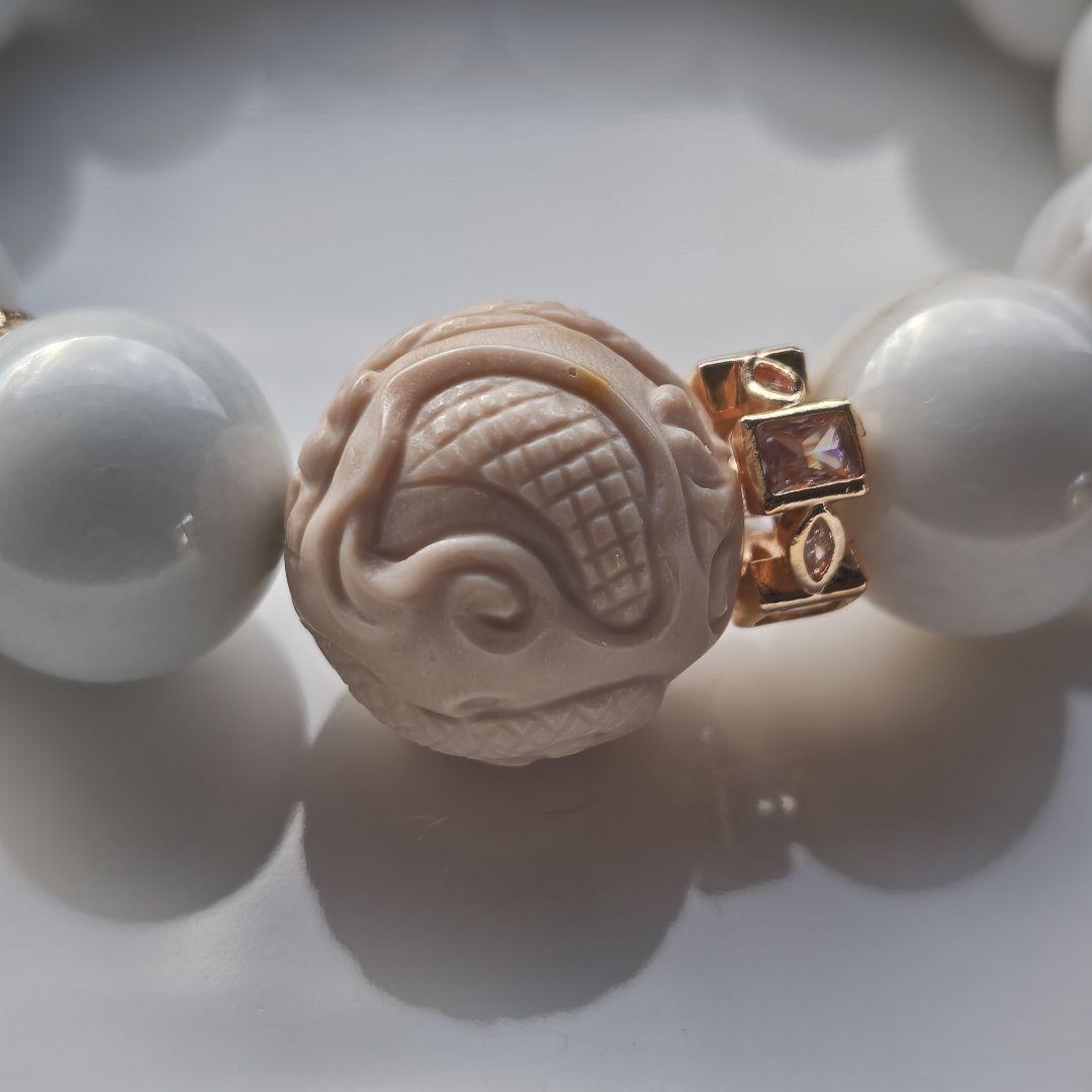 新作　アラシャン立体龍彫りブレスレット