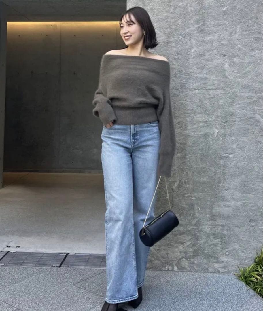 る*る様 ánuans アニュアンス ラクーンフォックスオフショルニットプルオー