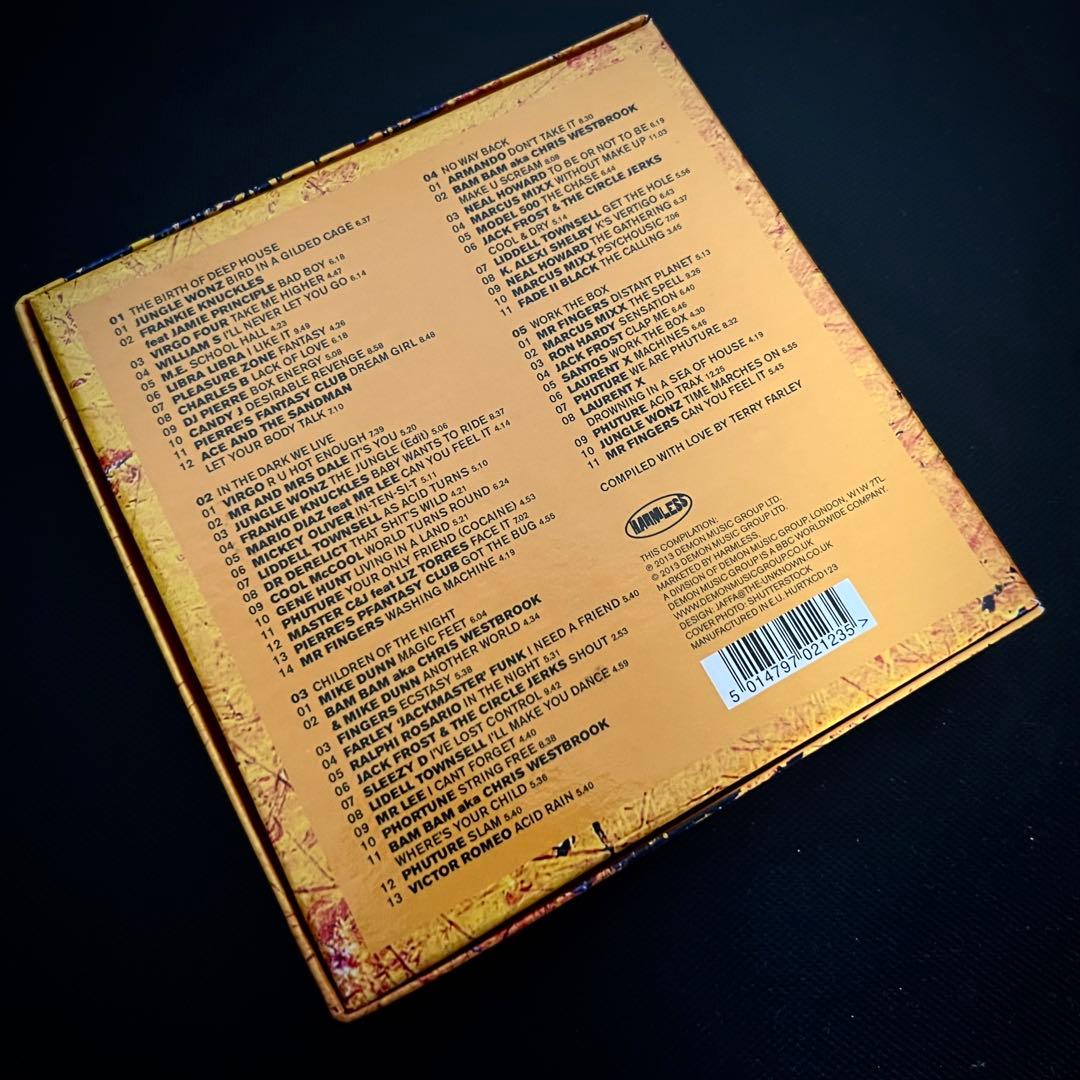 アシッド・ハウスのコンピレーション5枚組