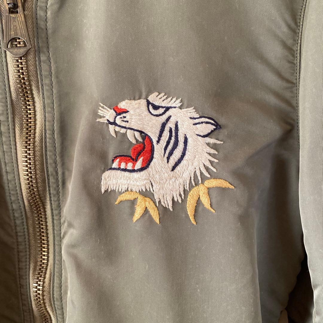 レミレリーフボンバージャケット 虎刺繍