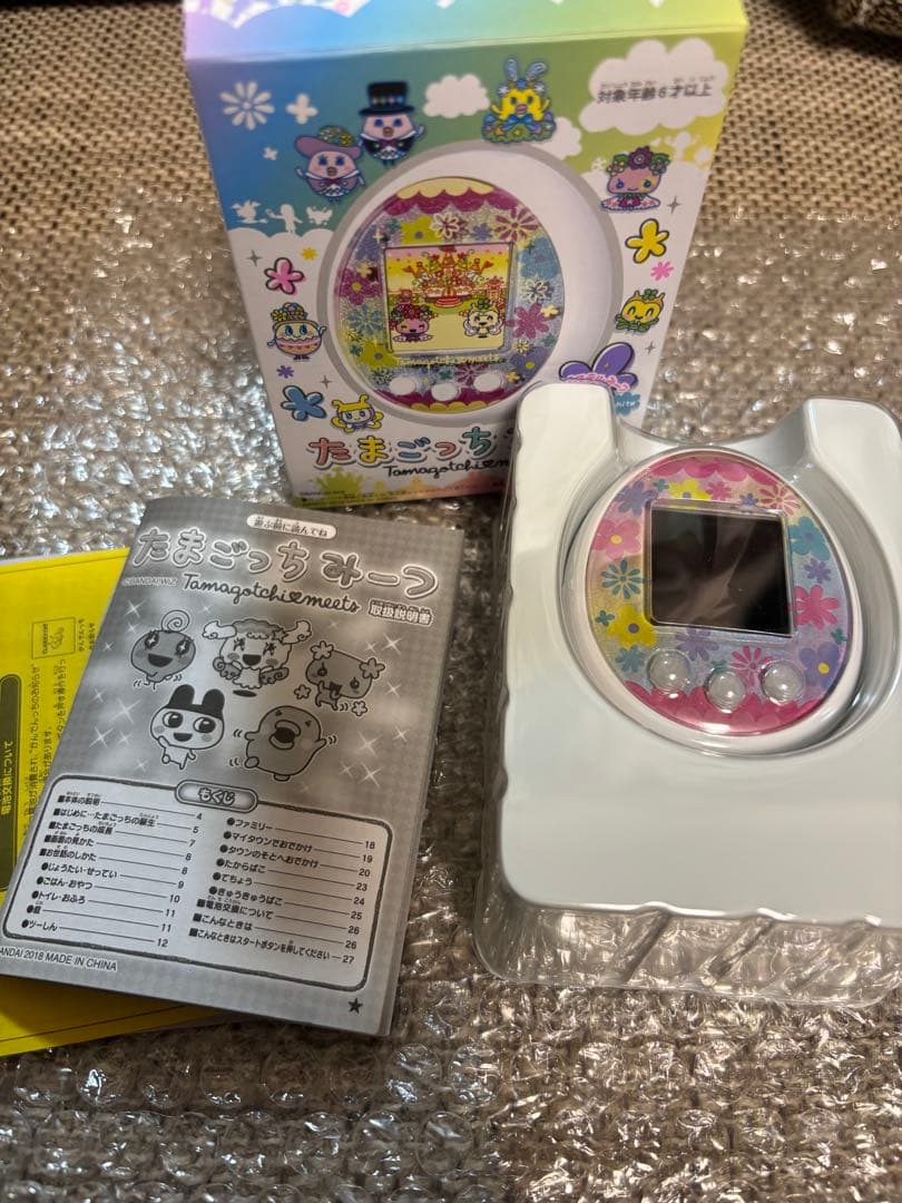 バンダイ たまごっちみーつ パステルみーつ　ホワイト