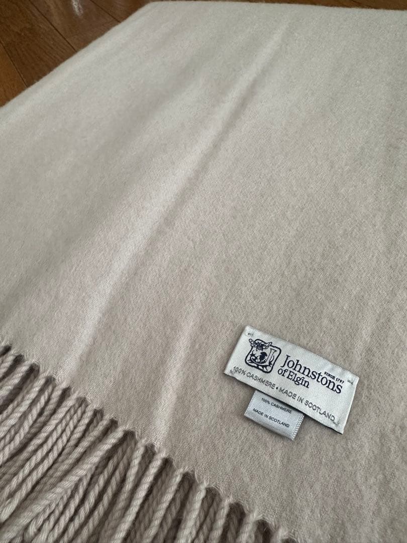 みもちゃん⚠️ジョンストンズ カシミヤ ストール  大判