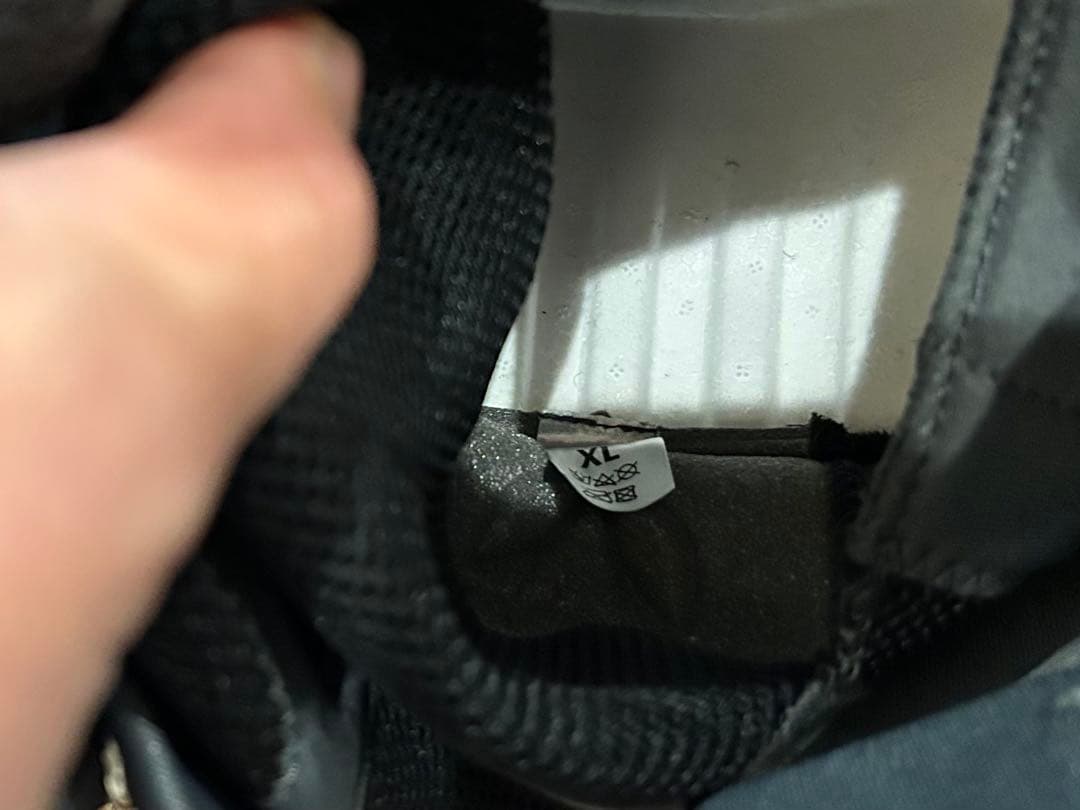 モモデザインmomo designバイクヘルメット