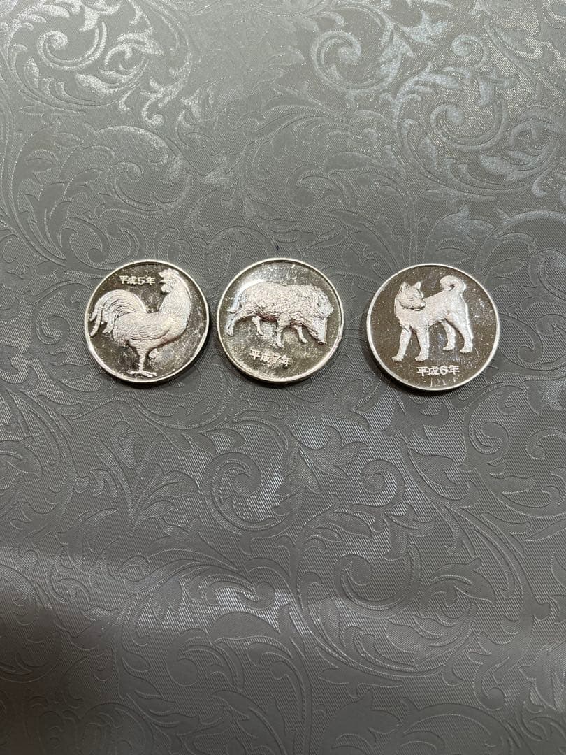 純銀製　誕生日メダル　3個