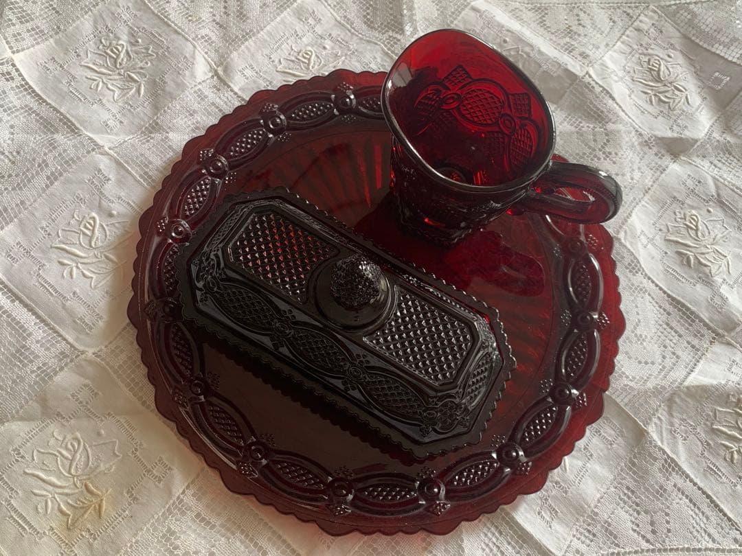 エイボン　1876ケープコッドガラス　ルビーレッド　AVON 3点セット