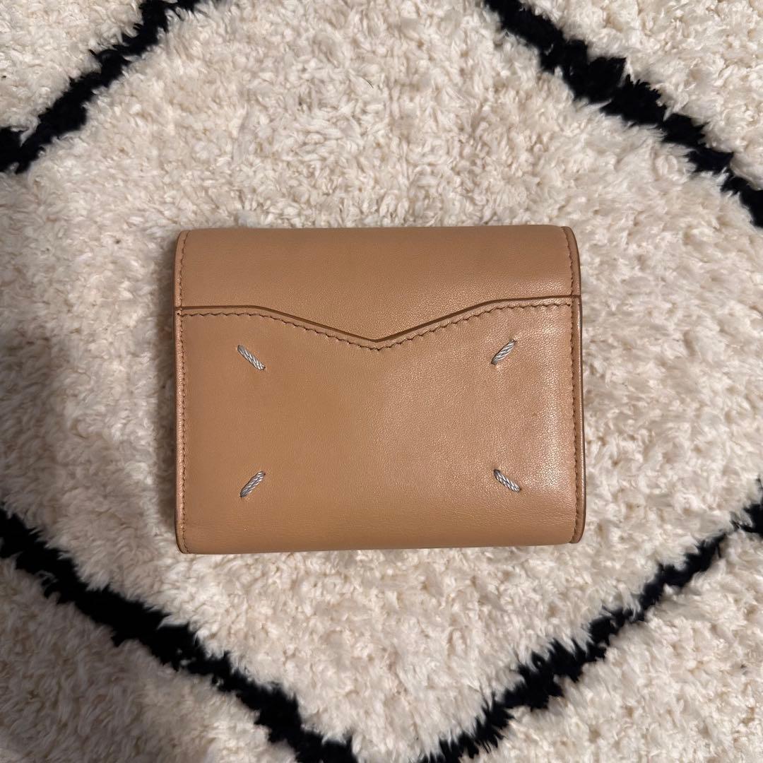 メゾンマルジェラ 4ステッチ 三つ折り ウォレット