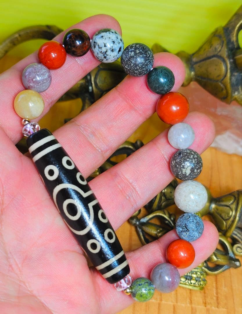 奇跡の十五眼天珠と日本銘石たちのブレス