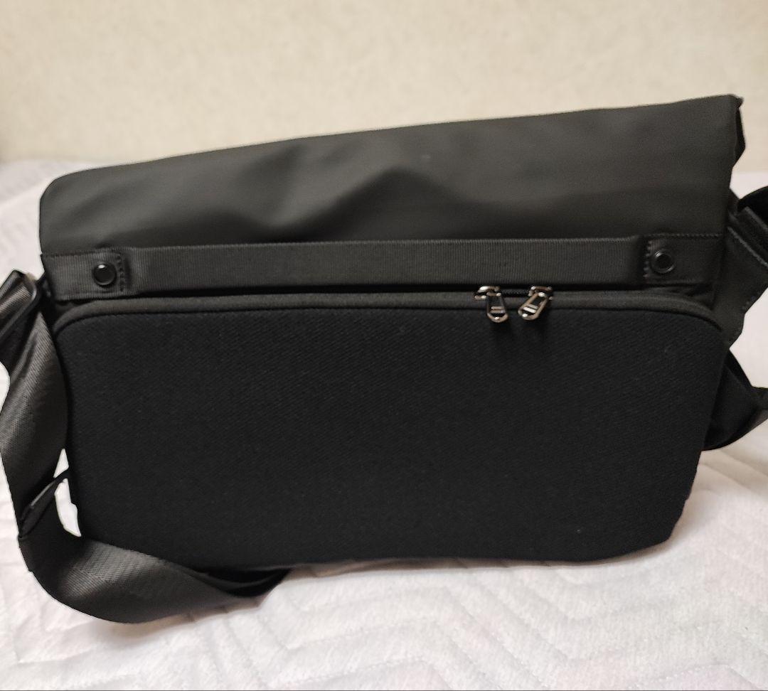 SEKKEI MX-sling拡張スリングバッグ　メッセンジャーバッグ　ブラック