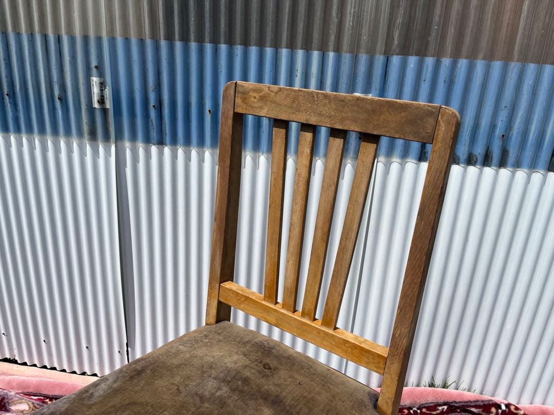 【アンティーク】古い木製の椅子 リベット打ち ダイニングチェア 昭和レトロ