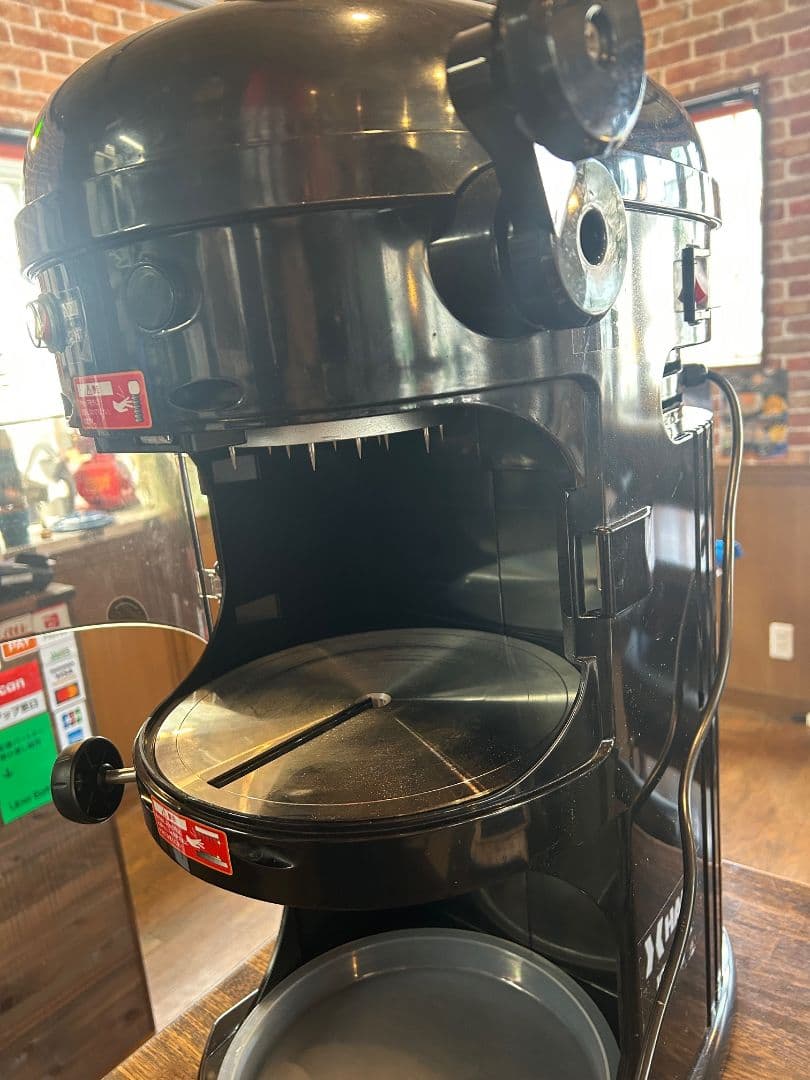 DEEPAK THAPA　業務用かき氷機　HAIGE　ブラック