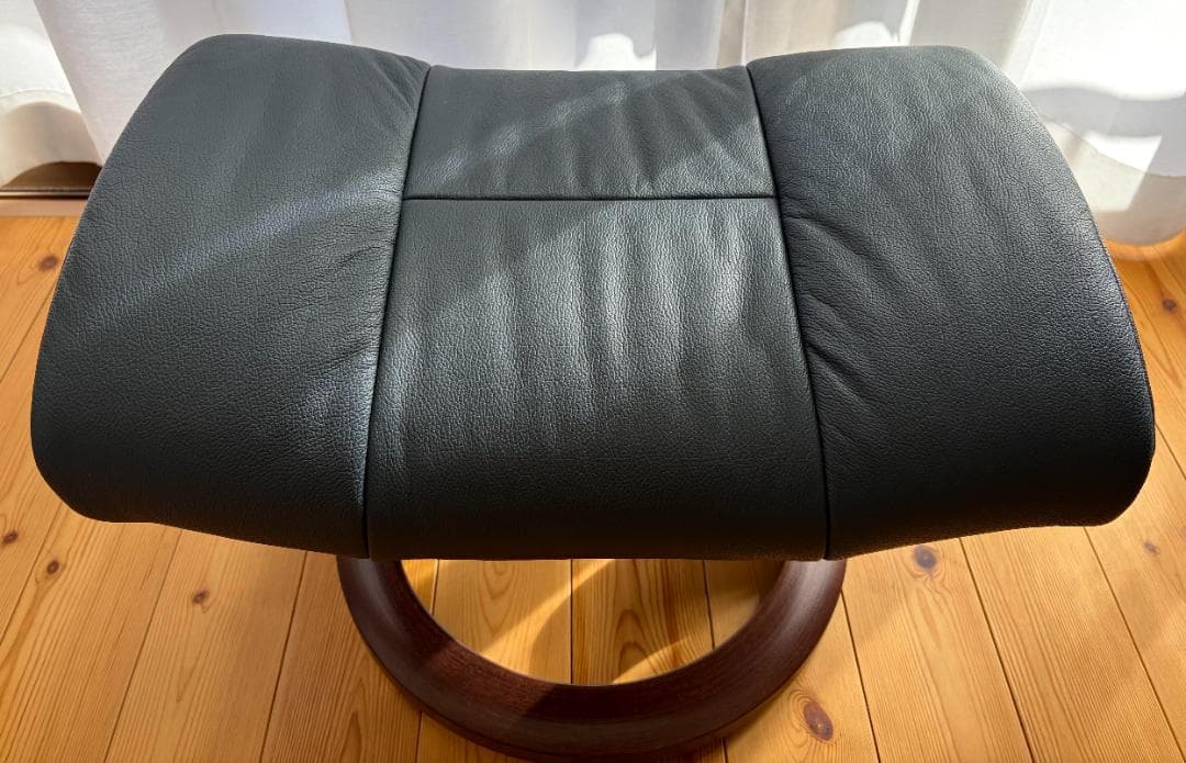 セット価格11万円　単品不可　ストレスレスチェアメイフェアＭとセットのオットマン