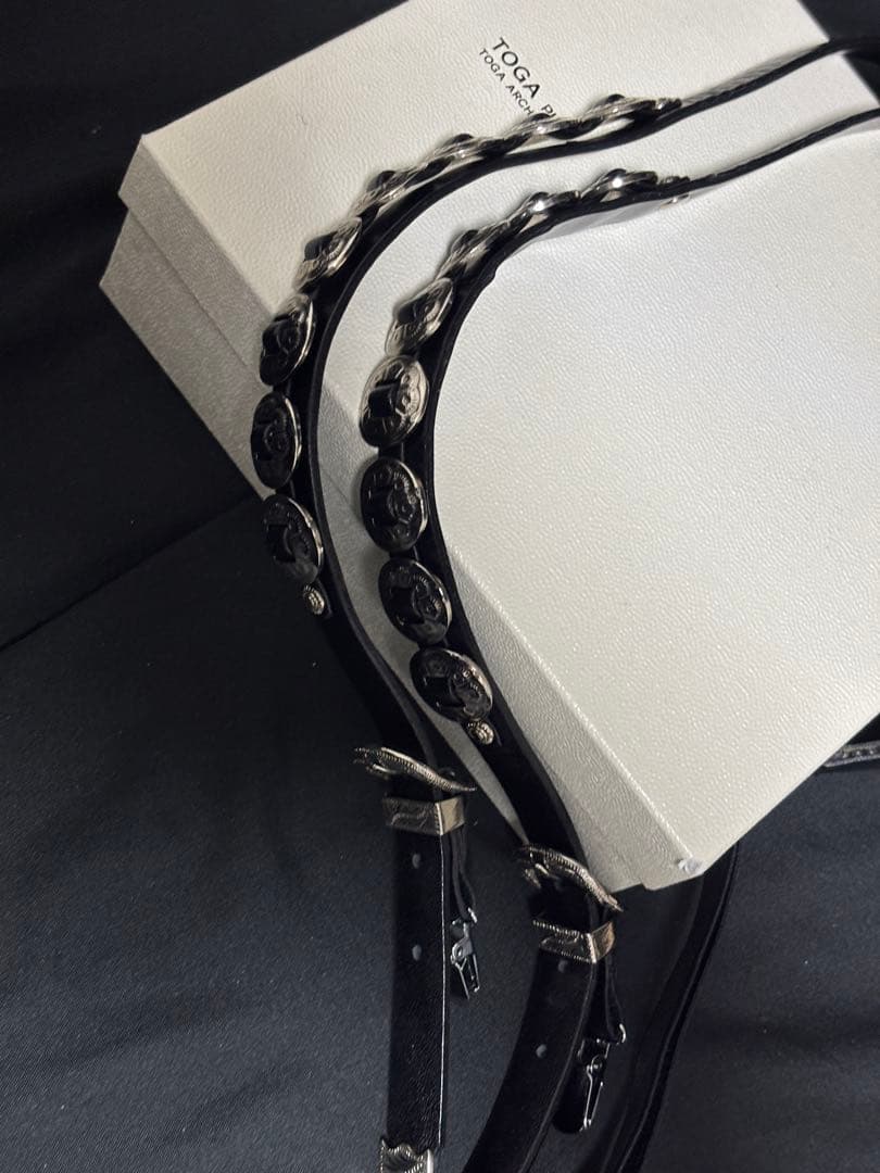 TOGA PULLA サスペンダー