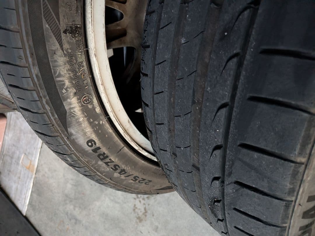 225/4５１９インチ　　タイヤのみ４本