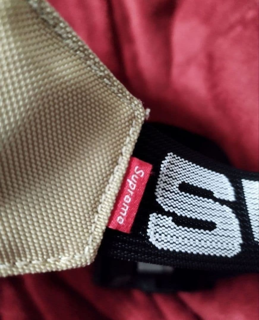 2/7まで！ 売切価格！美品【最安値】Supreme 18ssウエストバッグ