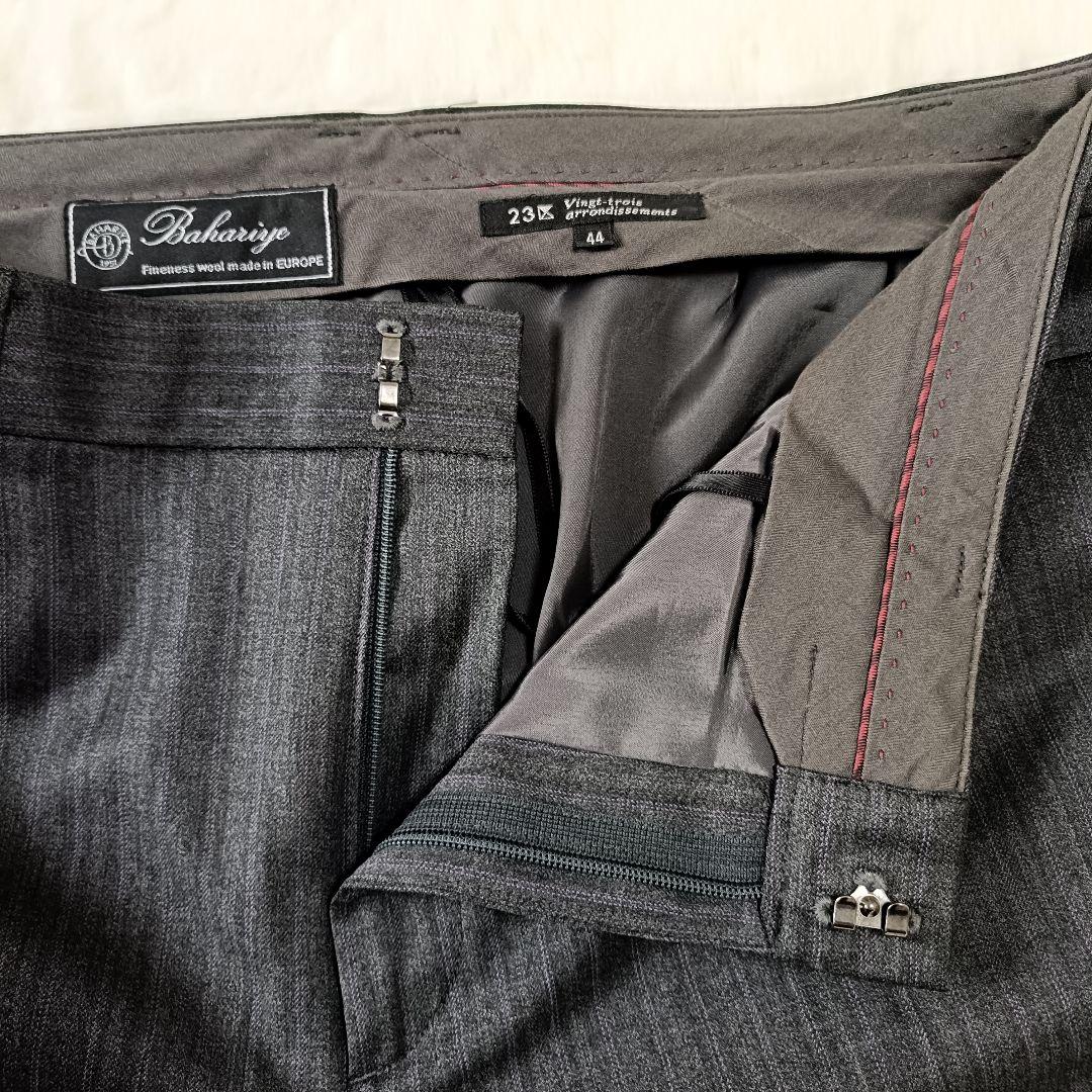 未使用級☆23区 パンツスーツ セットアップダークグレー ストライプ サイズ44