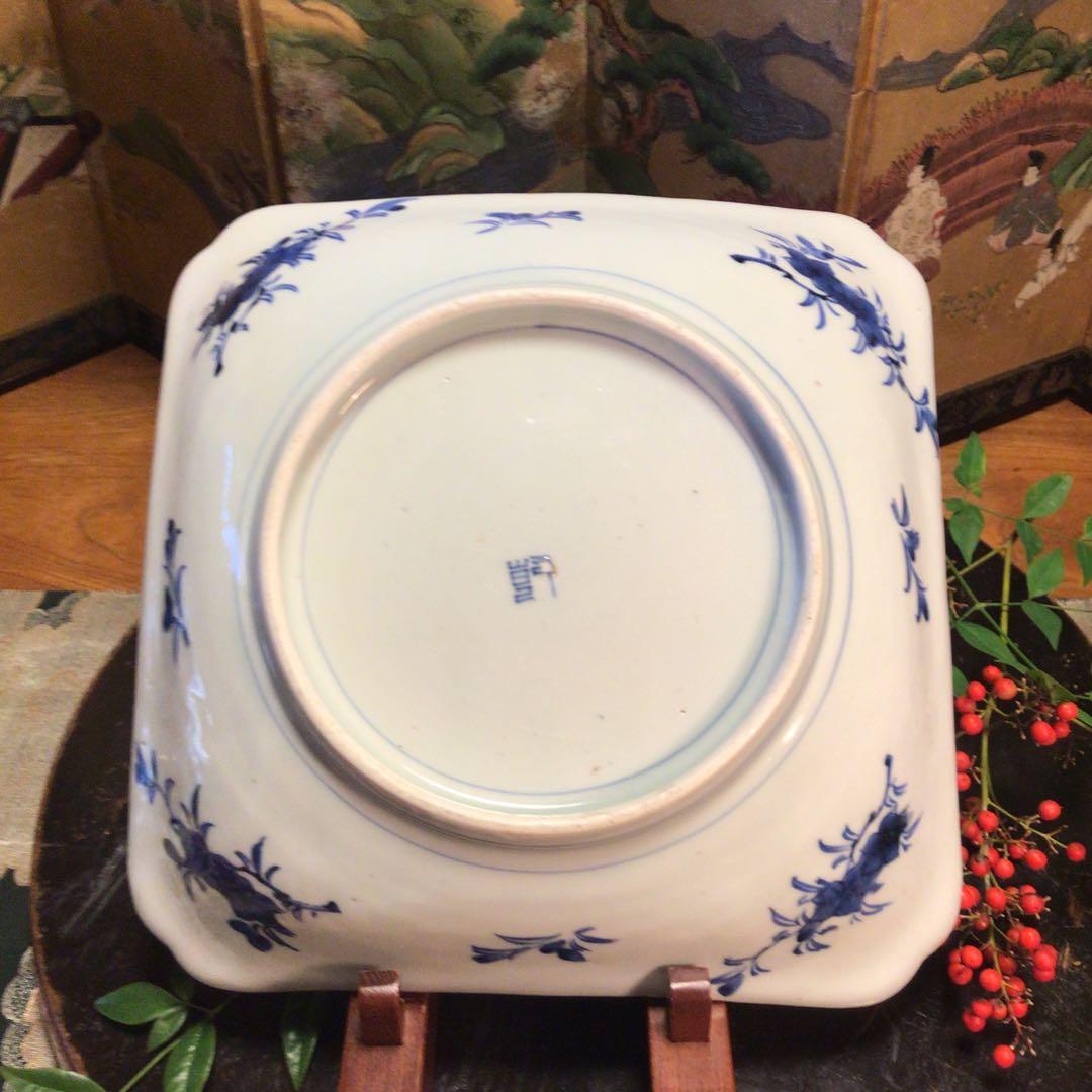 A893 古伊万里　染付　鯉に氷烈紋様　隅入角皿　1尺