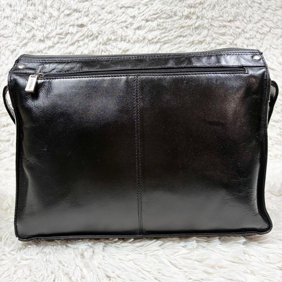 【美品】 ビスコンティ レザー メッセンジャーバッグ ブラック ショルダーバッグ