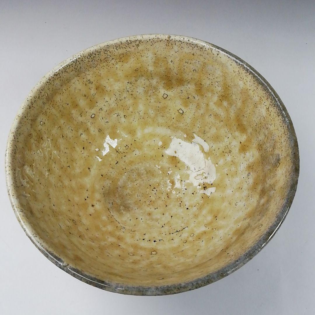 Ｔ８８　茶碗　『灰釉茶碗』『有岡保行作』　共箱　抹茶碗　茶道具