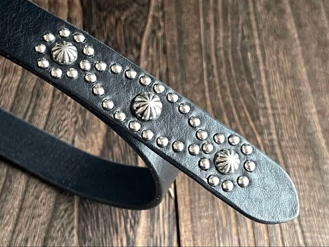 ナローロングベルト　シルバー　ミッスーリoval2 HTC CALEE