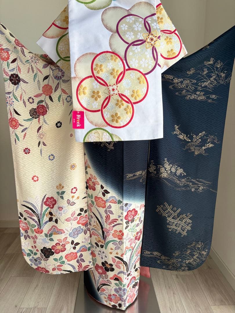ニコニコ 　　♡ 振袖フルセット（７点）　正絹振袖　成人式　クリーニング済