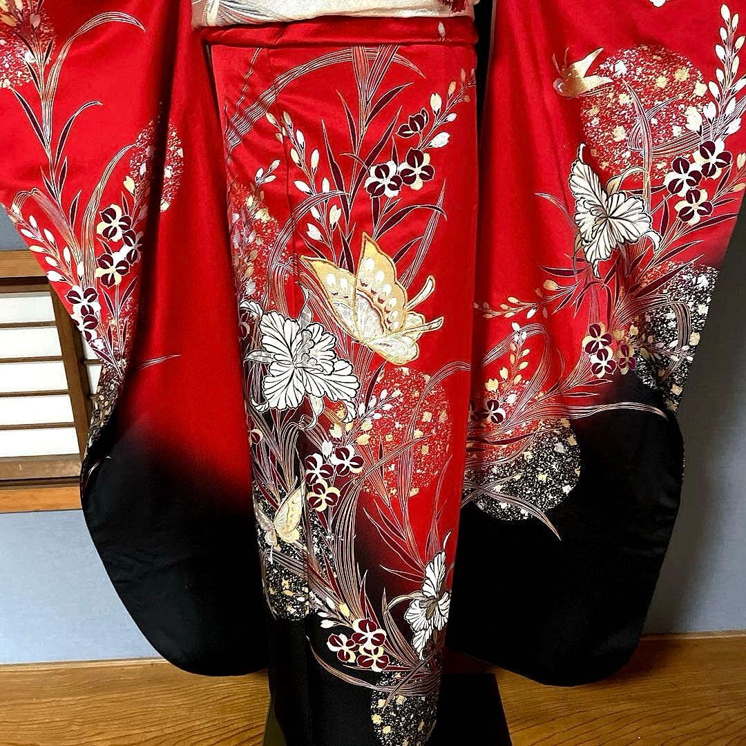 振袖フルセット　高身長　手描き友禅　成人式振袖　振袖　裄丈68 赤黒　バタフライ