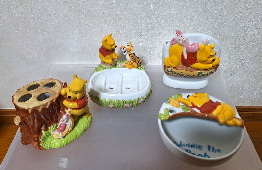 【新品未使用】ディズニー クマのプーさん 陶磁器 陶器 セット
